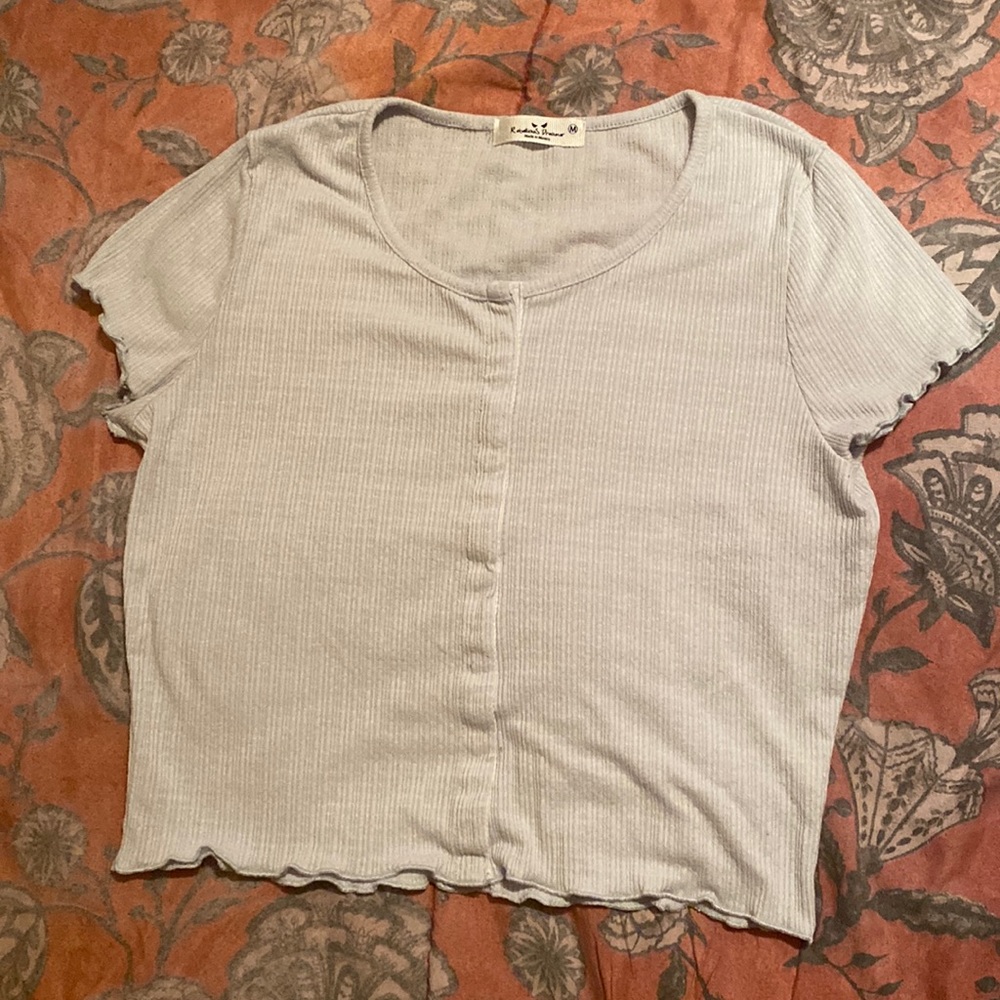 Light blue ruffle sleeved crop top